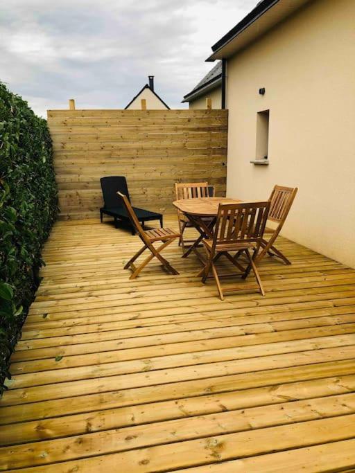 Maisonnette Avec Terrasse Argences Luaran gambar