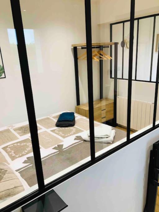 Maisonnette Avec Terrasse Argences Luaran gambar